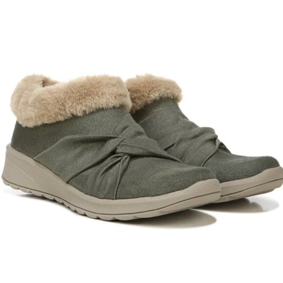 Bzees Shoes - Bzees Women's Genie Slip On